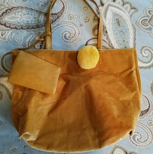 Mustard colored tote